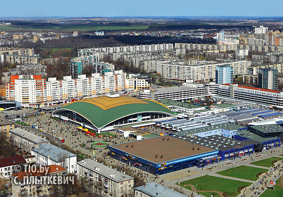 Панорама Комаровского рынка. Картинка. Фотография